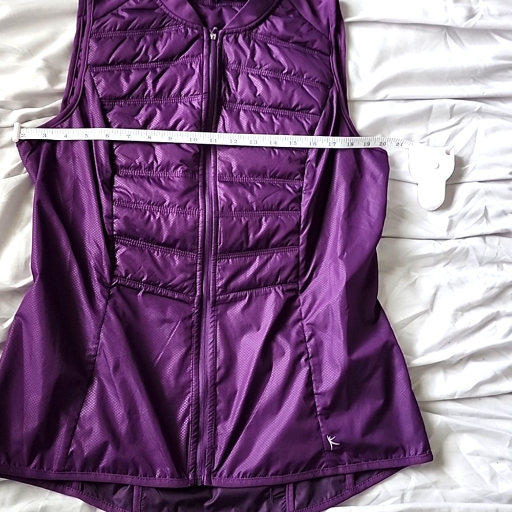 Danskin active light weight vest.